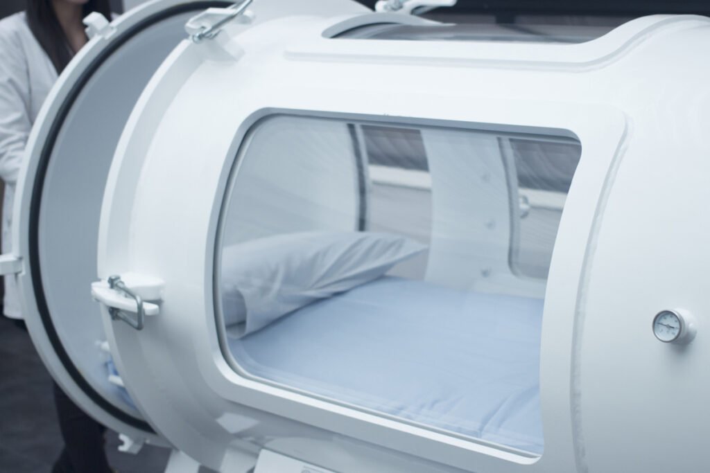 Hyperbaric Oxygen Therapy (HBOT) chamber tank